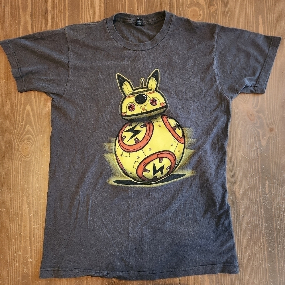 Pikachu Style Bb-8 Pokemon Star Wars Mashup Men's M Graphic Print T Shirt